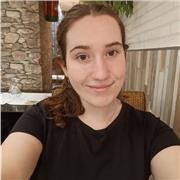 Estudiante se ofrece para dar clases particulares de inglés a niños de primaria